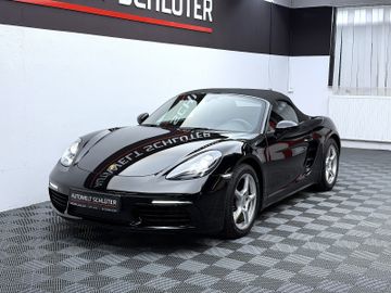 Gebrauchtwagen Porsche Andere 718 Boxster Cabrio *SHZ*Navi*Schalter* in Lehrte